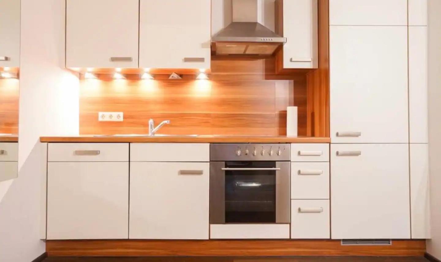 Authentic Austrian Flat In The South Of Vienna Apartment Modling Luaran gambar